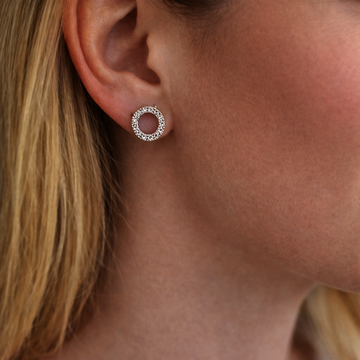 Bílé zlato náušnice na šroubek, s brilianty 